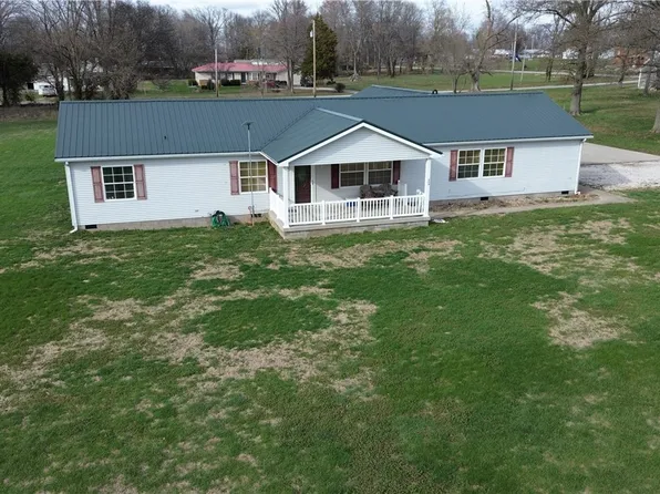 204 W Pine St, Calhoun, IL 62419