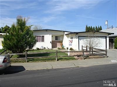 1st image of 212 Poplar St