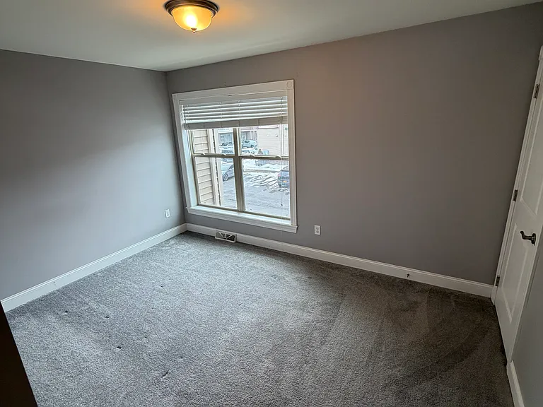 9474 Main St #A — Photo 17