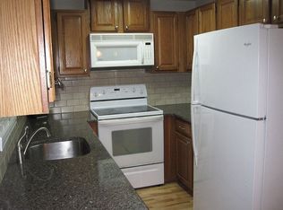 22 Frenier Ave APT 5, Attleboro, MA 02703