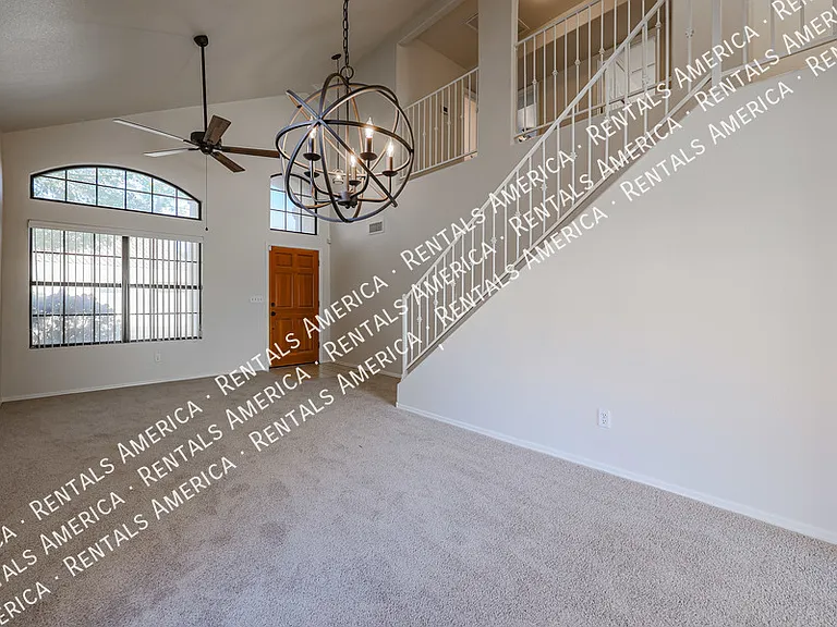1902 N Barkley #7 — Photo 6