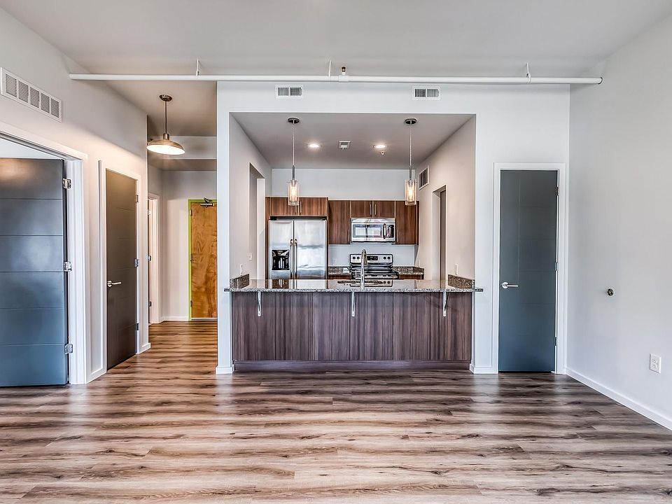 1st image of 4801 Brown St #404
