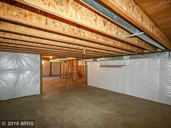 5th image of 5706 Cambridge Dr