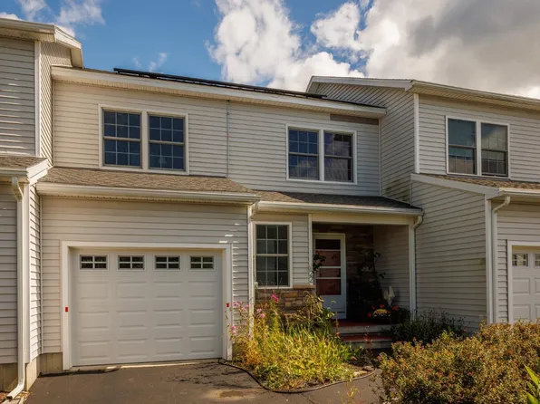 22 Academy Hill Drive, Hudson, NY 12534