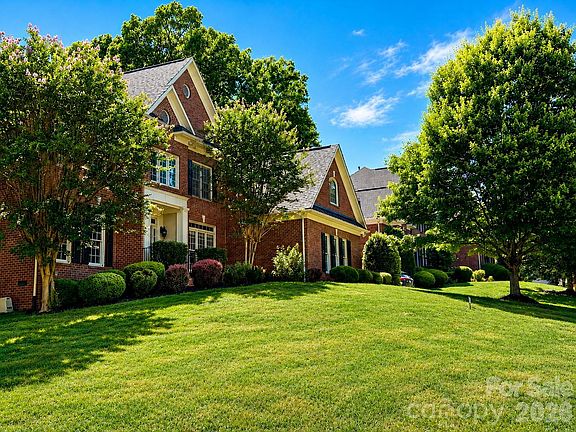 3rd image of 7010 Stanbury Dr