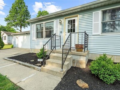 1890 Olympic St, Cuyahoga Falls, OH, 44221