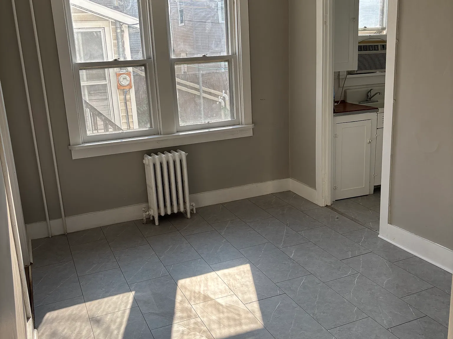 1 bed, 800 sqft, $900 — Photo 2