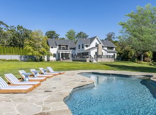 111 Montauk Hwy, East Hampton, NY 11937