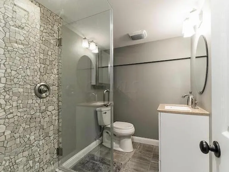 971 Grandview Ave — Photo 25