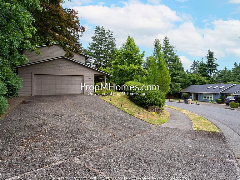 1448 Greentree Cir — Photo 34