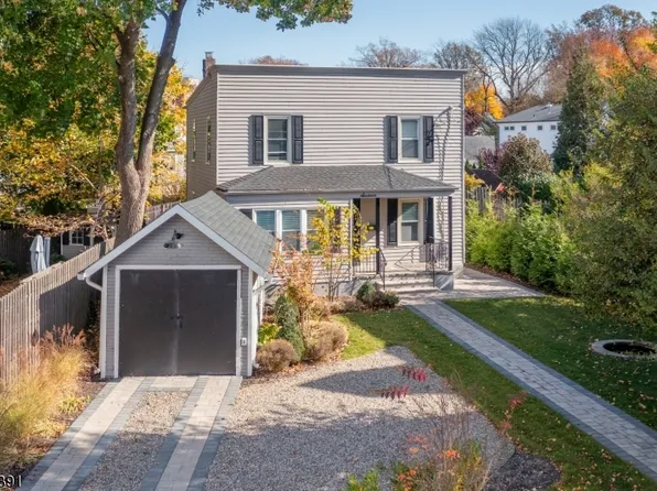 16 Sayre St, Summit, NJ 07901