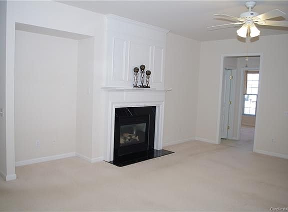 5th image of 9136 Elrose Pl