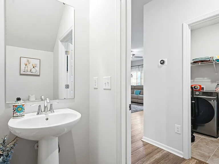 9165 Island Shore Ave — Photo 23