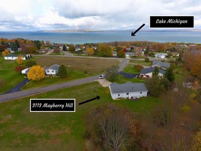 3113 Mayberry Hl, Petoskey, MI, 49770