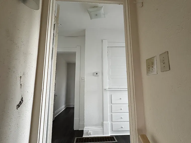 708 Spencer St #2 — Photo 4