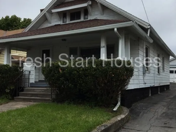 228 Hood Ave, Syracuse, NY 13208