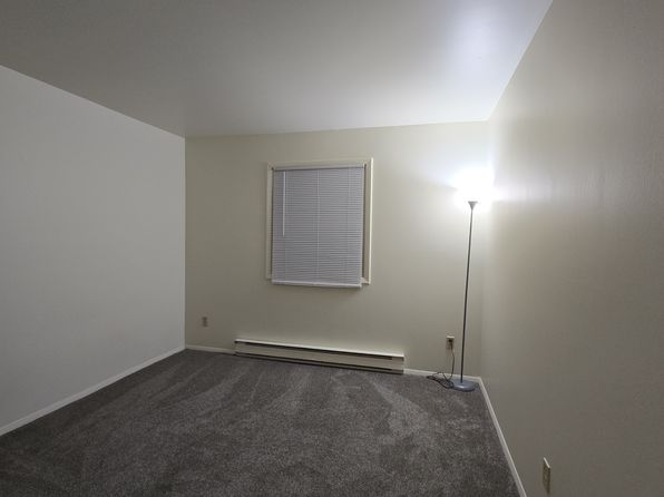 (undisclosed Address)