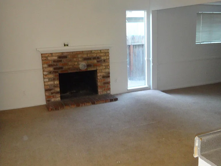 5649 Vista Oak Way — Photo 3