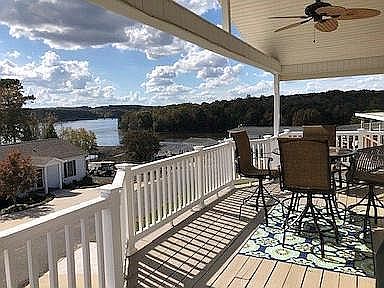 Lake views for every meal!