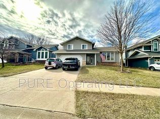 5018 S 163rd St, Omaha, NE 68135