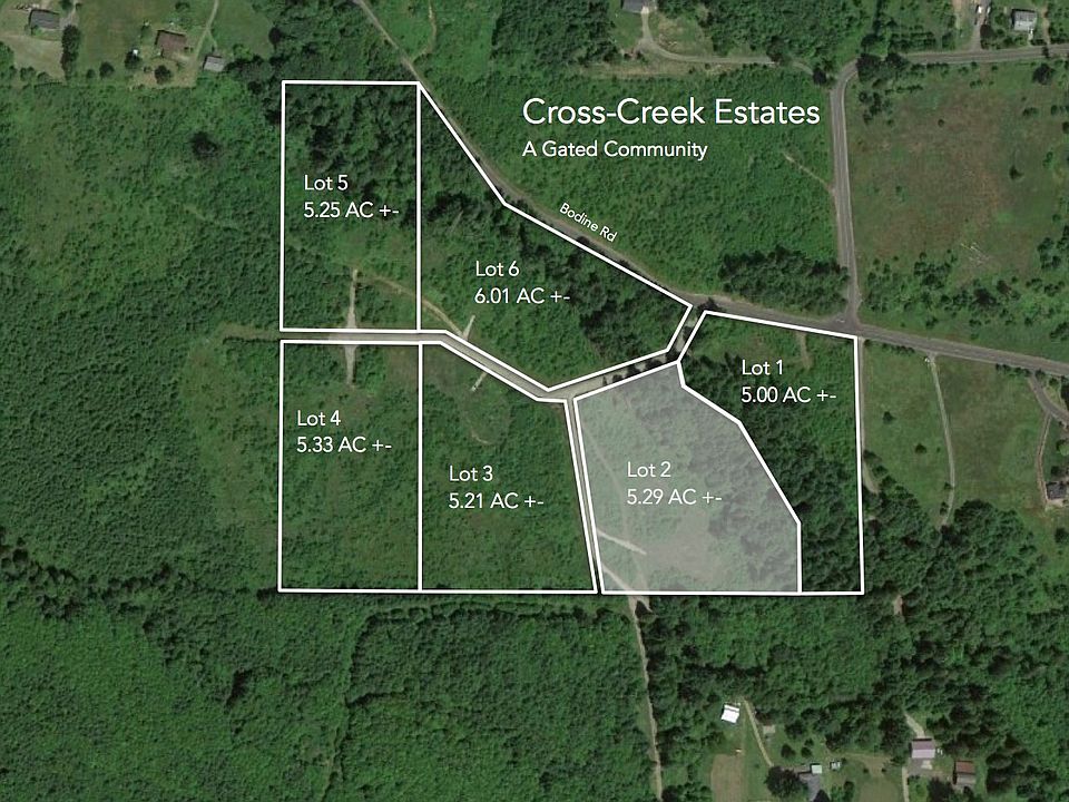 2nd image of 152 Cross Creek