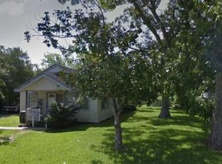 311 Hubert St, Webster, TX 77598