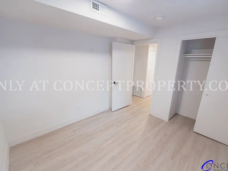 Avenue View Apartments — Photo 82
