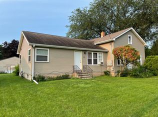 606 Pierce St, Onalaska, WI 54650