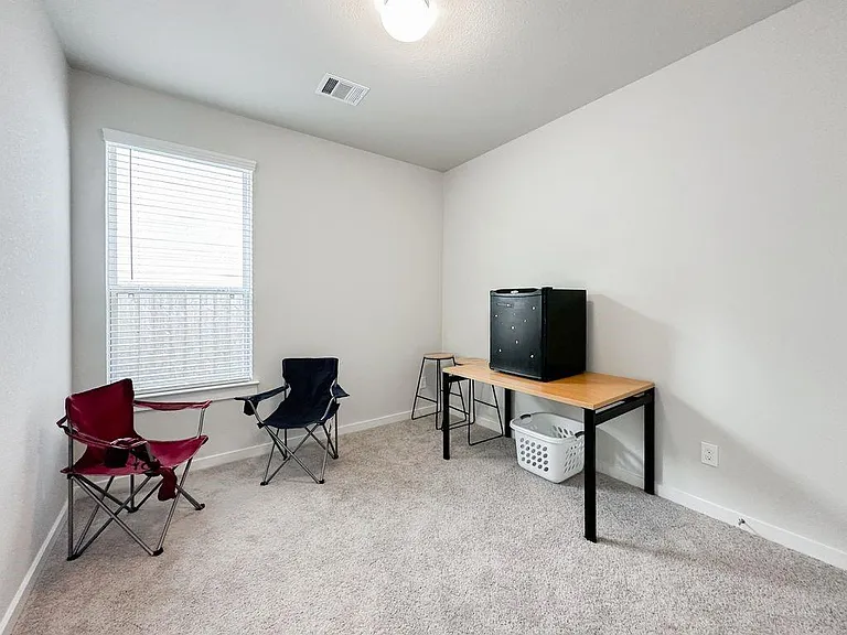 33023 School Hill Rd — Photo 12
