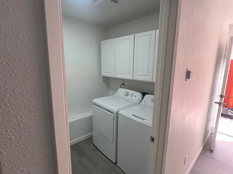 1925 Chelsea Ct — Photo 3