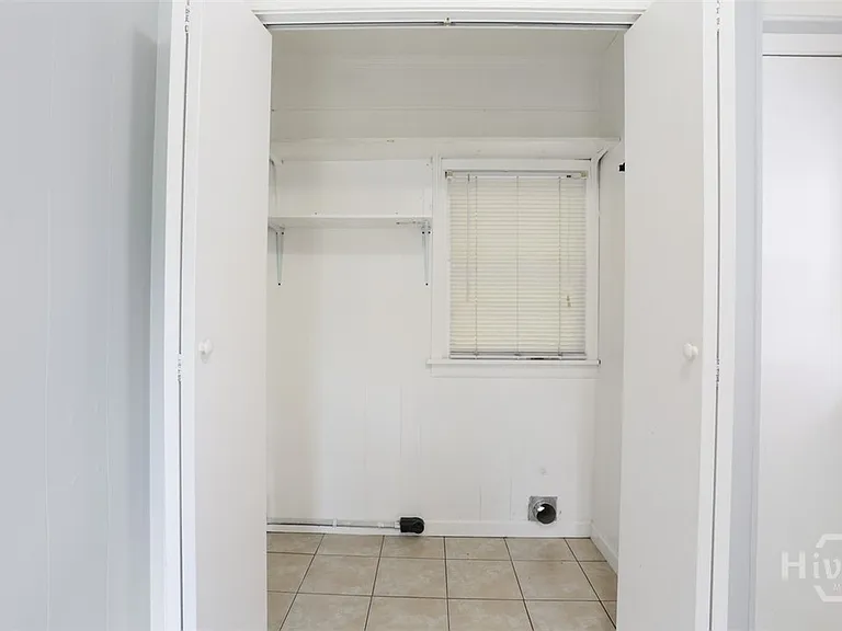 317 Oxford Dr — Photo 14