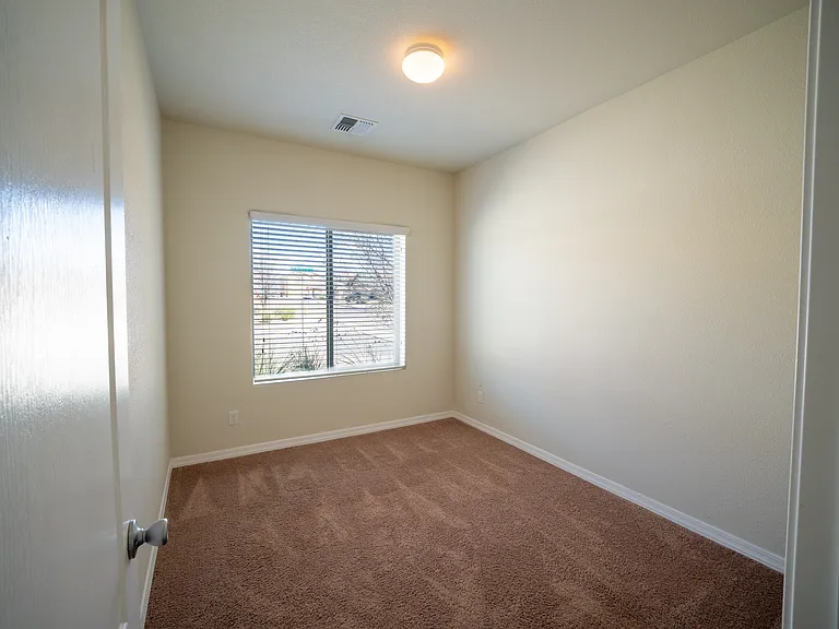 1001 El Paseo St NW — Photo 23