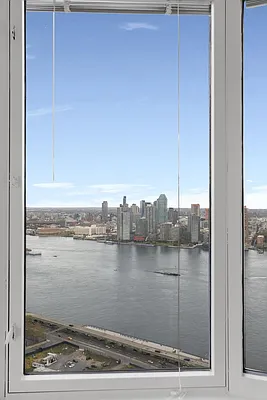 Rented by R New York | media 22