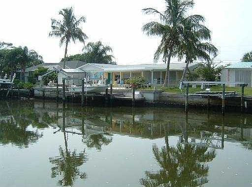 1st image of 222 Marina Dr