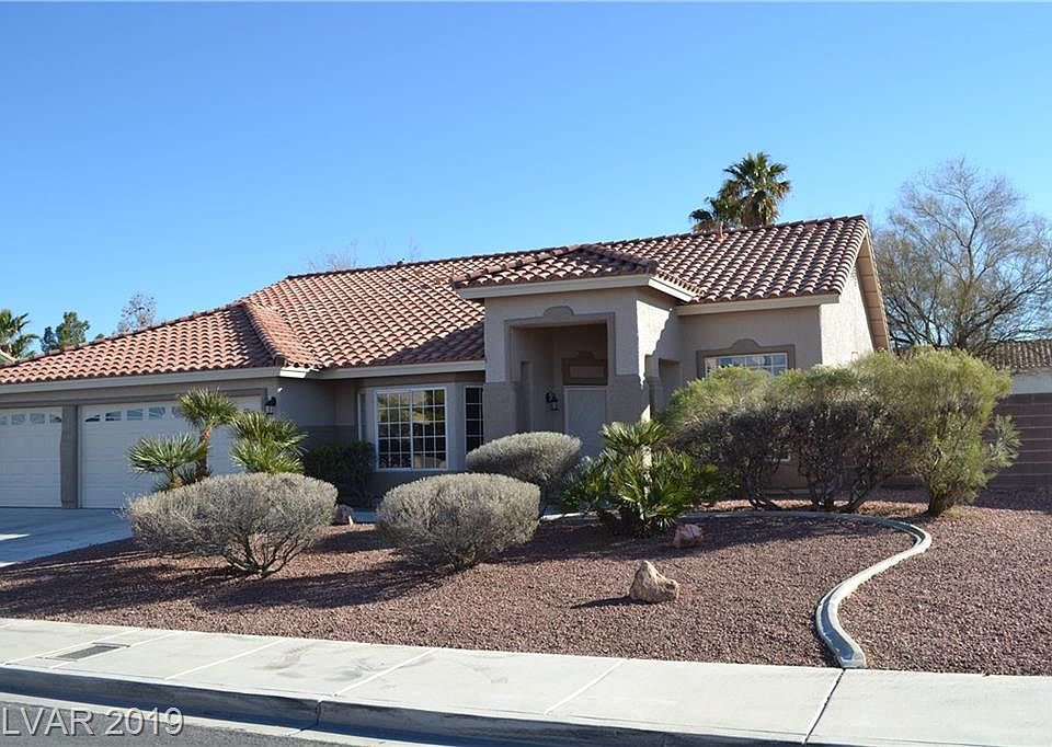 1st image of 6021 W El Campo Grande Ave