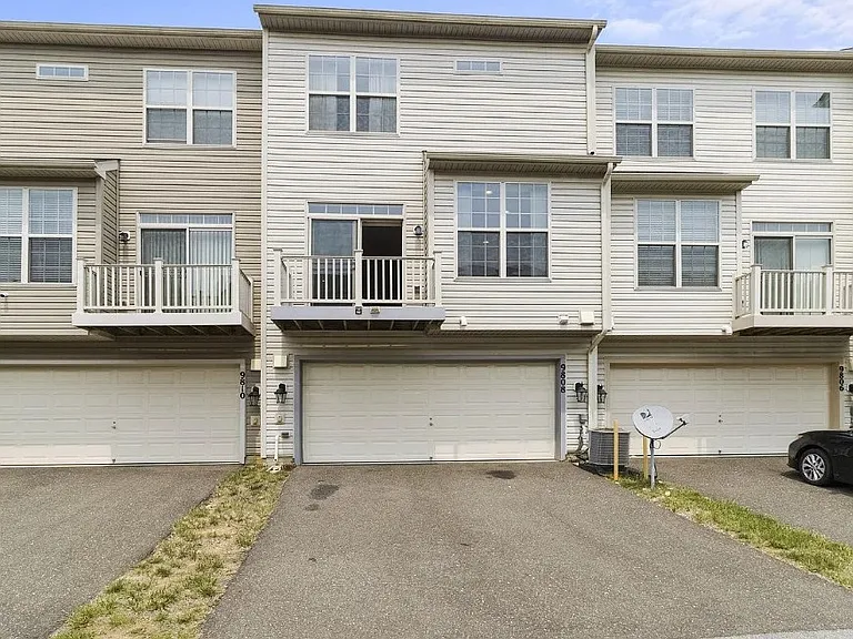 9808 Smithview Pl — Photo 20