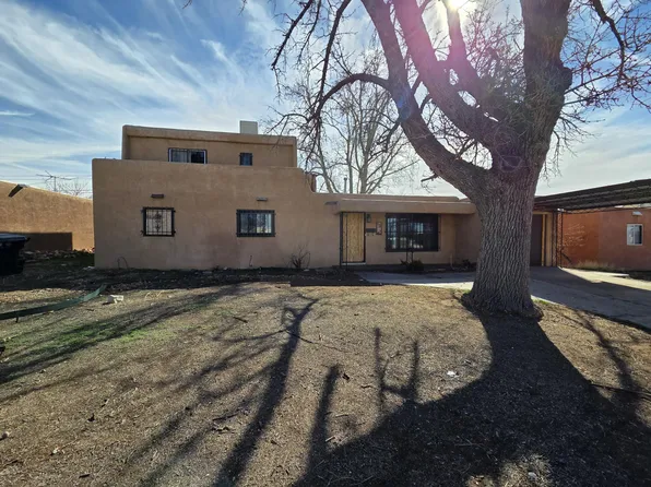 8110 Robin Ave NE, Albuquerque, NM 87110