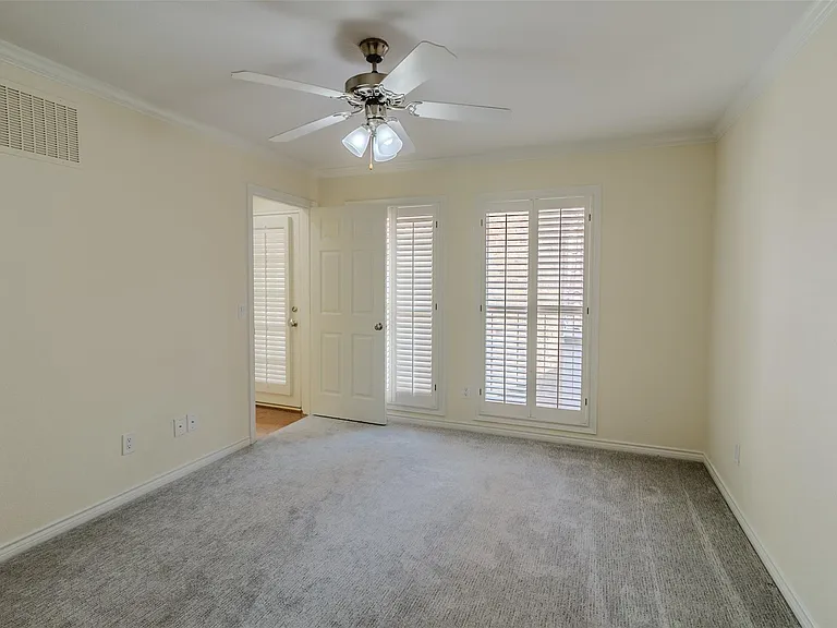 4520 Glenwick Ln — Photo 21
