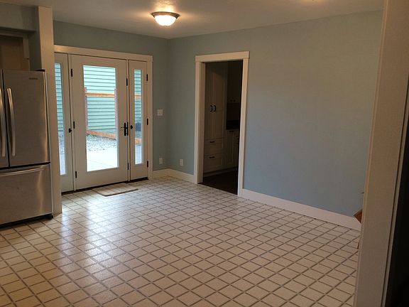 5th image of 6901 Central Park Dr