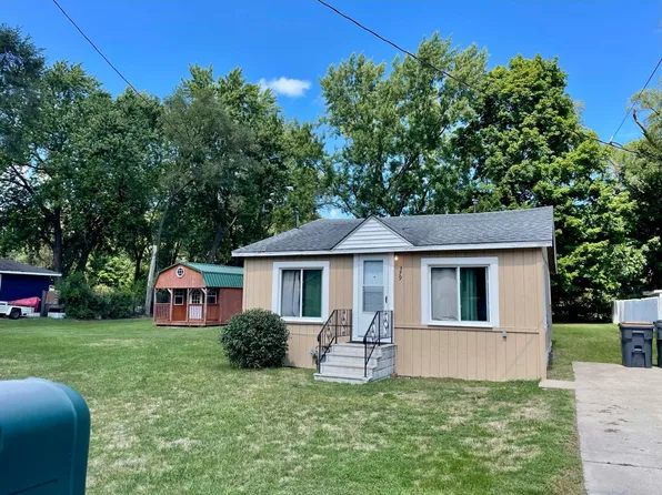 379 Western Ave, Benton Harbor, MI 49022