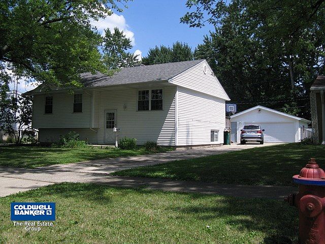 1st image of 306 Fairlane Dr