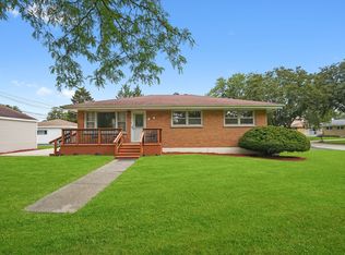 337 E Fullerton Ave, Elmhurst, IL 60126