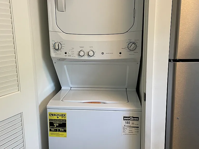 Trellis Laundry Closet