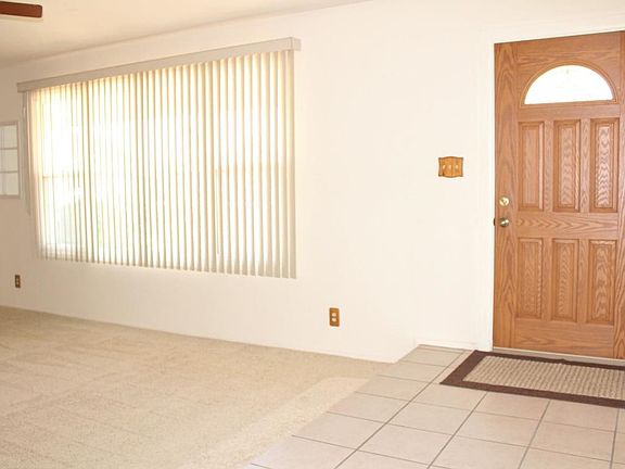 5th image of 260 S Bandera Cir
