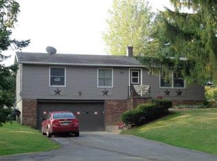 1182 E Lake Rd, Transfer, PA 16154