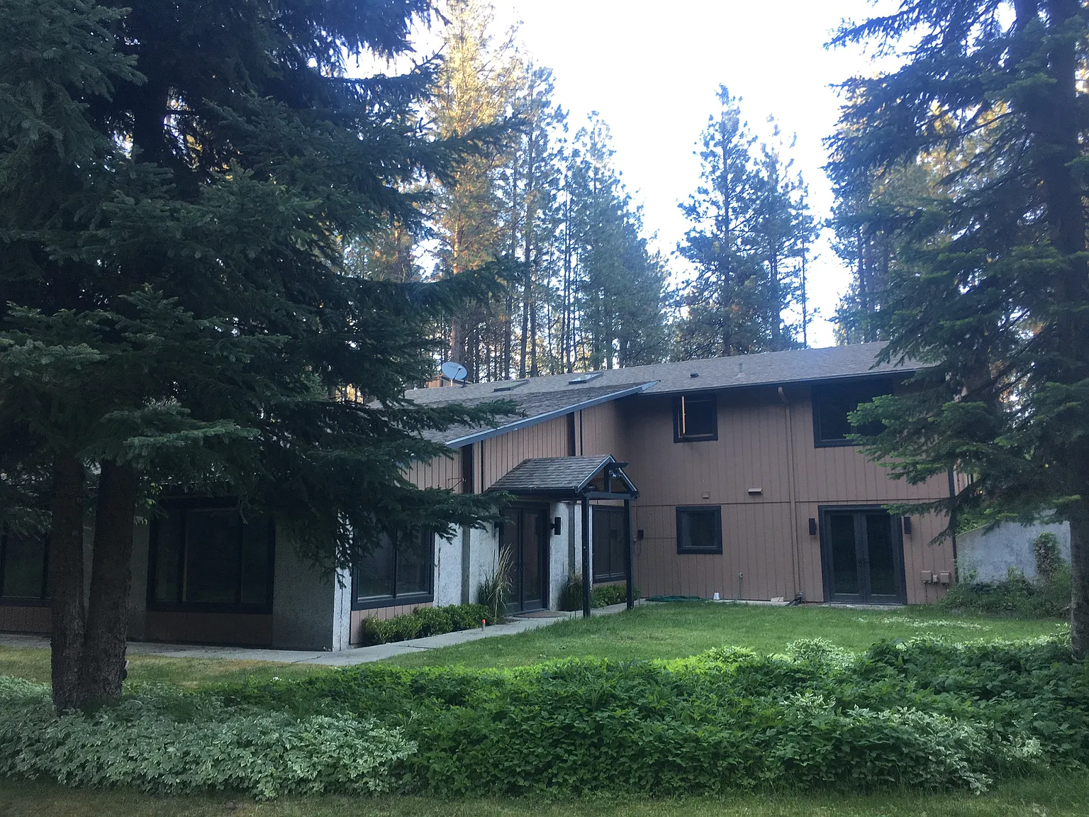 8628 Banta Rd photo 1