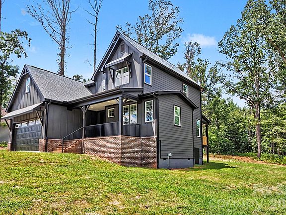 3rd image of 3159 Timber Run Ln