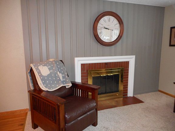 2nd image of 74 Jolls Ln