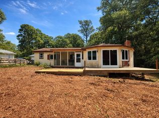 1391 Scott Lake Rd, Summerton, SC 29148