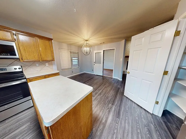106 Cedar Ridge Dr — Photo 9
